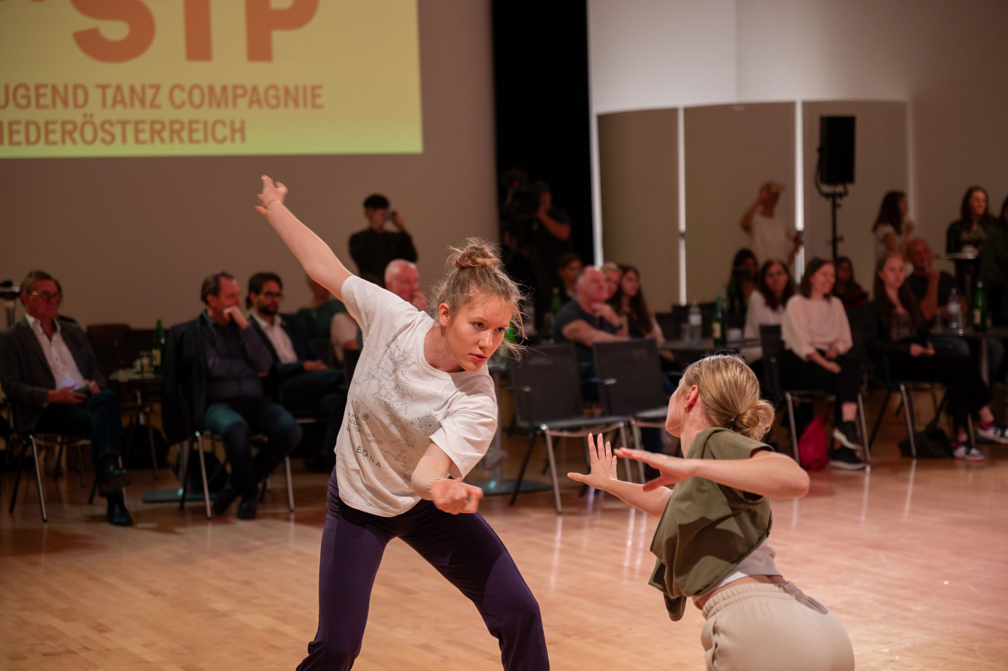 Step by STP - Jugendtanzcompagnie